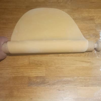 Unrolling pasta dough