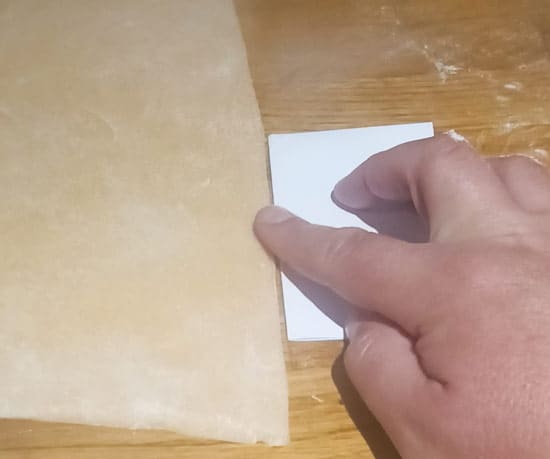 Measuring the thickness of homemade pasta