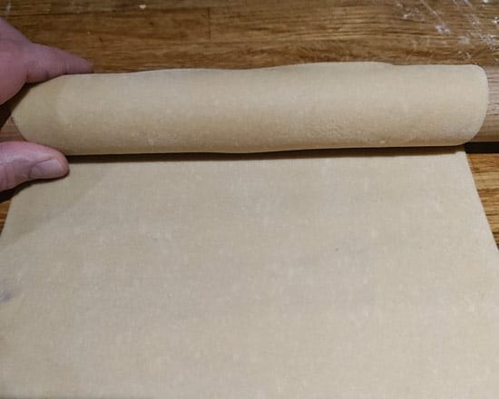 Stretching homemade pasta dough